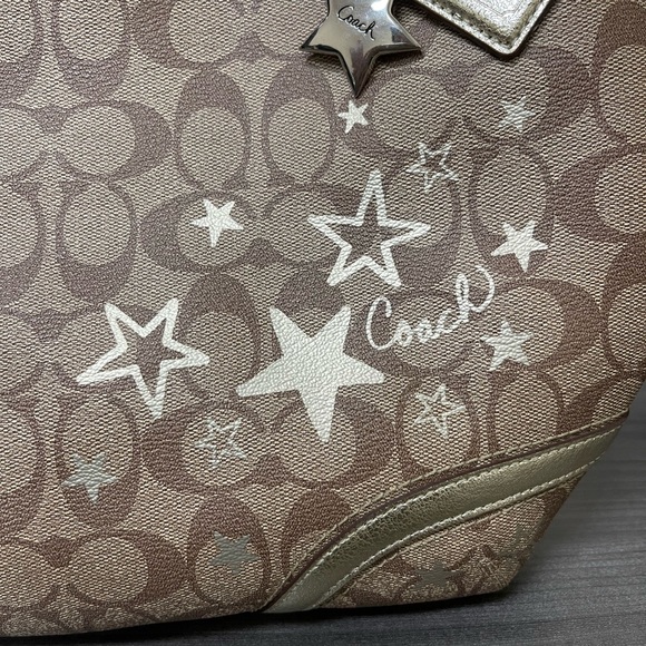 Coach purse - Picture 2 of 4